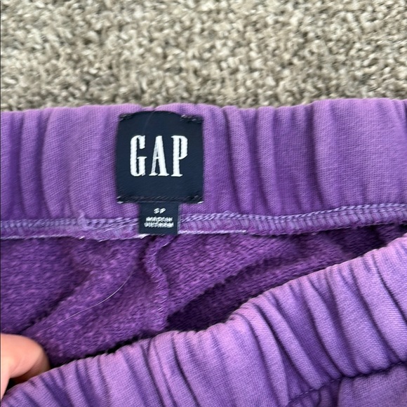 GAP High Rise VintageSoft Relaxed Joggers - Picture 2 of 4